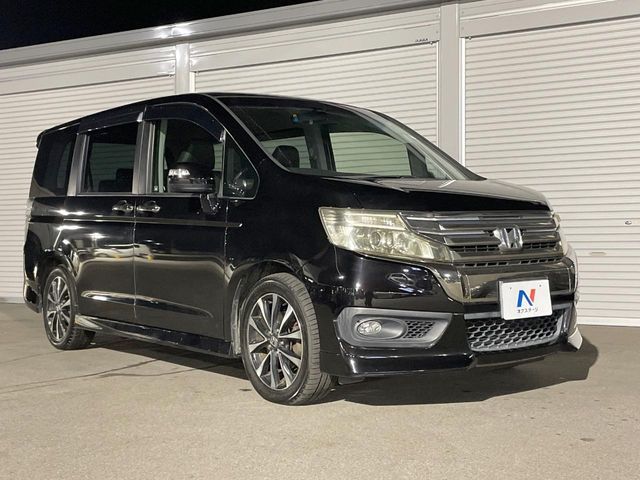 HONDA STEPWAGON SPADA 2013