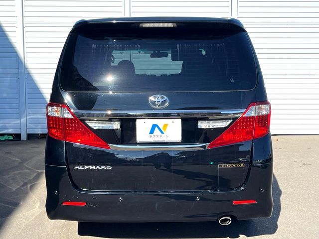 TOYOTA ALPHARD 2014