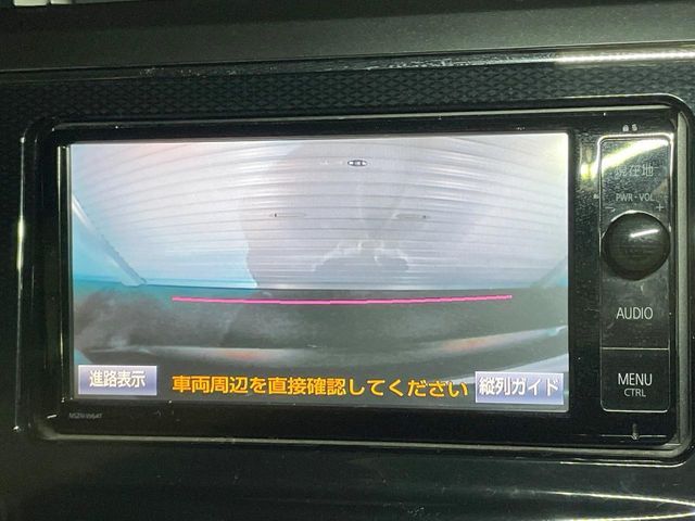 TOYOTA PRIUS Alpha 2016