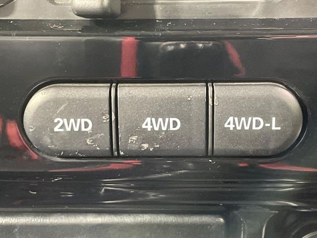 SUZUKI JIMNY 4WD 2013