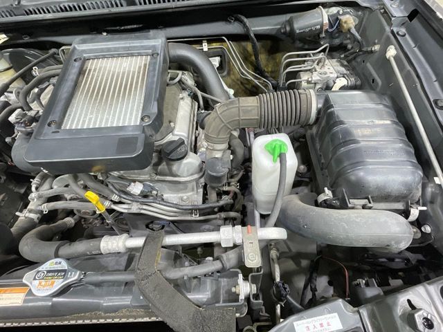 SUZUKI JIMNY 4WD 2013