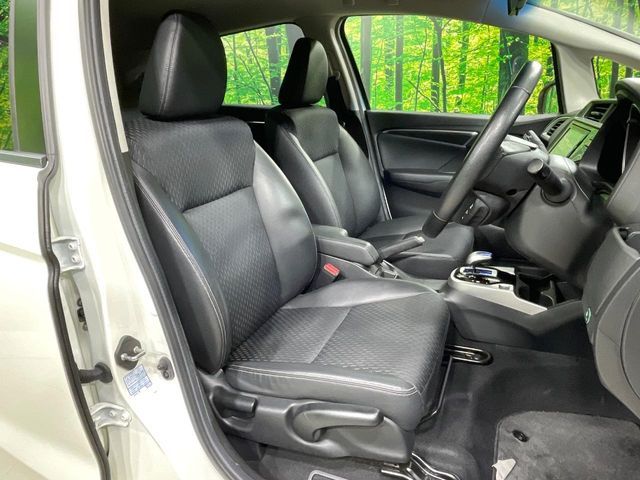 HONDA FIT HYBRID 2015