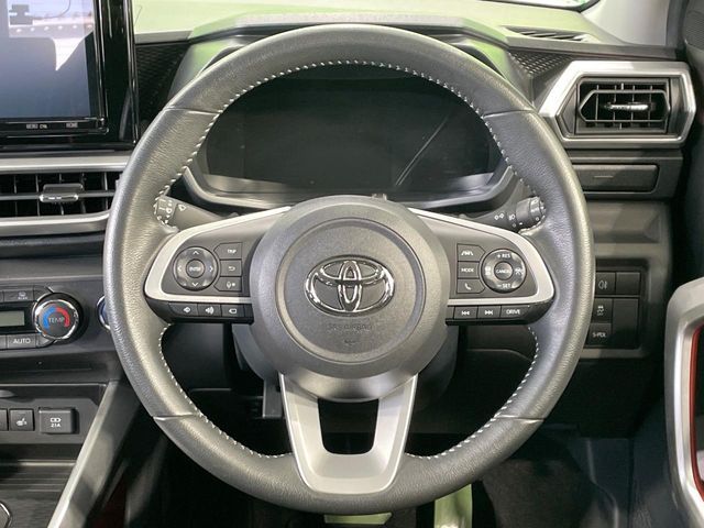 TOYOTA RAIZE HYBRID 2022