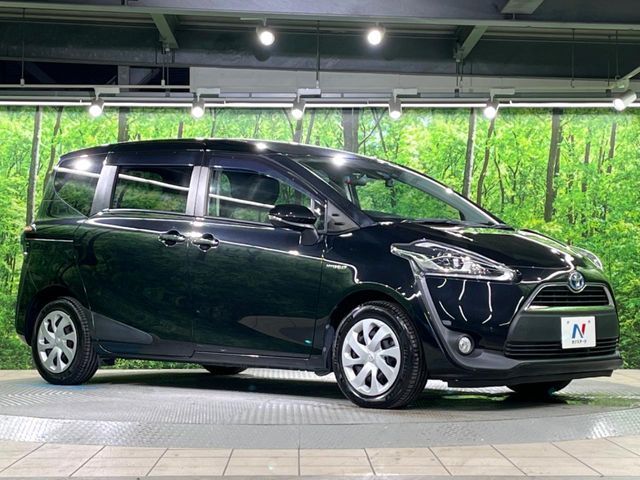 TOYOTA SIENTA HYBRID 2018