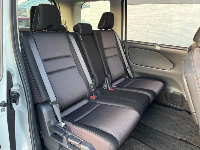 NISSAN SERENA  S-HYBRID 2019