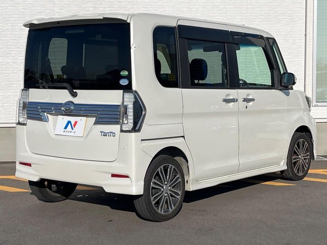 DAIHATSU TANTO CUSTOM 2016