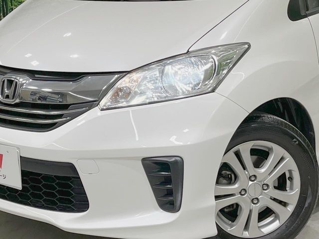 HONDA FREED 2015