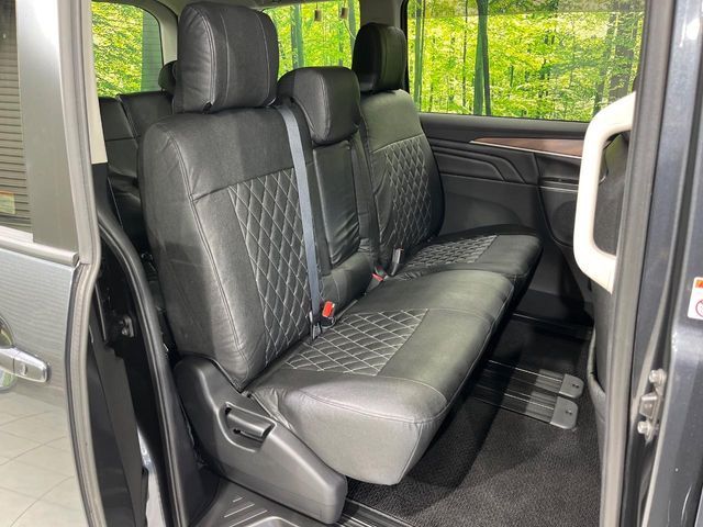 MITSUBISHI DELICA D:5 4WD 2023