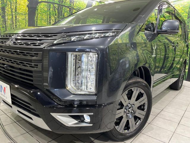 MITSUBISHI DELICA D:5 4WD 2023