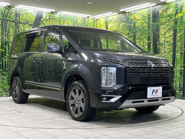 MITSUBISHI DELICA D:5 4WD 2023