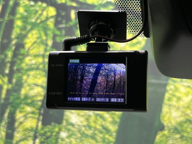 TOYOTA HIACE van 4WD 2021