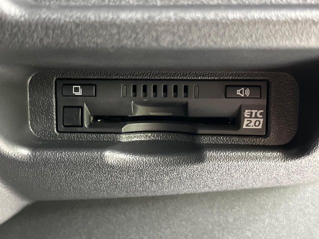 TOYOTA HIACE van 4WD 2021