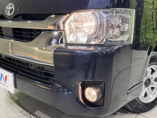 TOYOTA HIACE van 4WD 2021