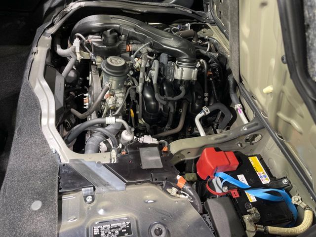 TOYOTA HIACE van 4WD 2021