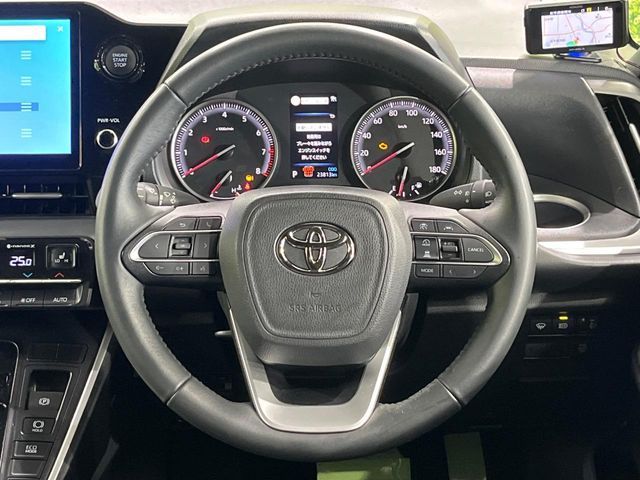 TOYOTA NOAH 4WD 2023