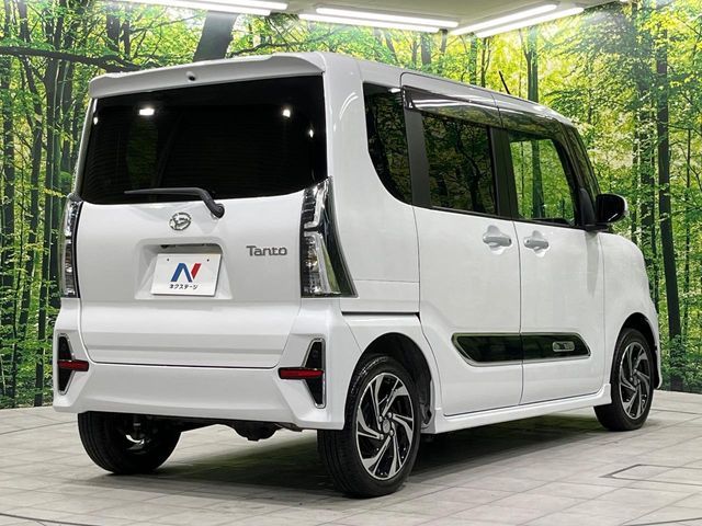 DAIHATSU TANTO CUSTOM 4WD 2021