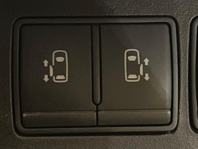 NISSAN SERENA  WG 2011