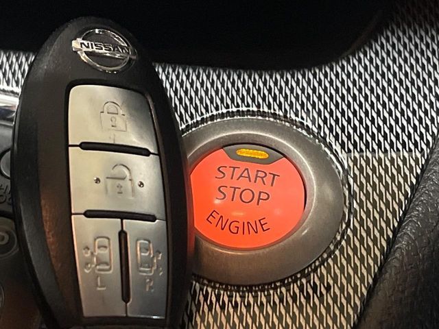 NISSAN SERENA  WG 2011