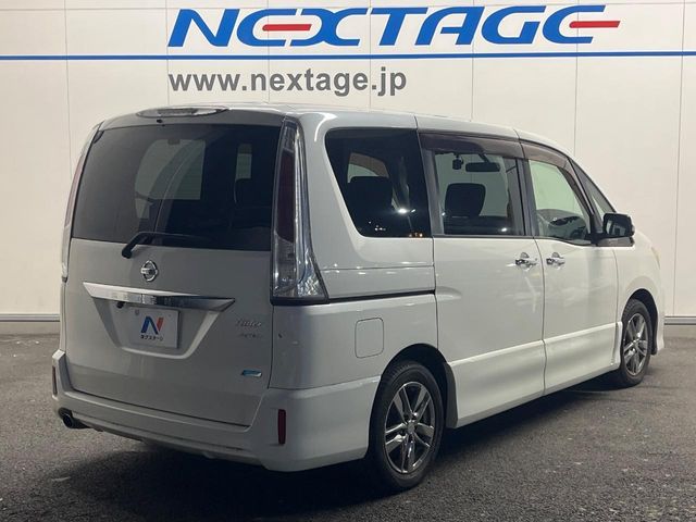 NISSAN SERENA  WG 2011