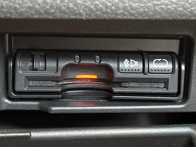 NISSAN SERENA  WG 2012