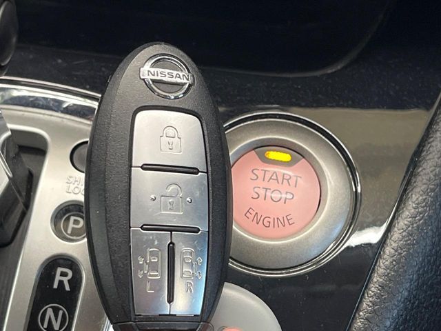 NISSAN SERENA  WG 2012