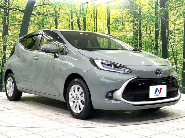 TOYOTA AQUA 2023
