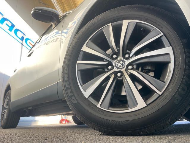 TOYOTA HARRIER 2WD 2021