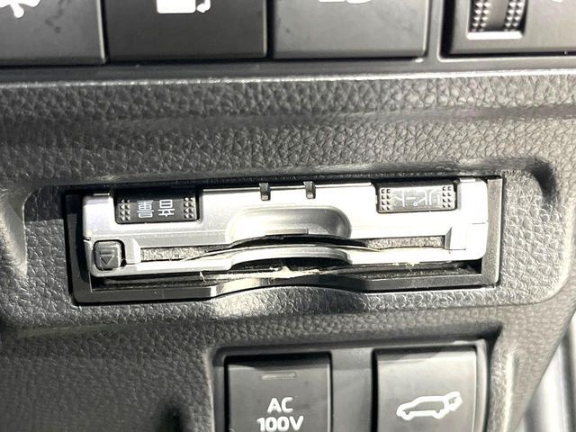 TOYOTA COROLLA CROSS HYBRID 2022