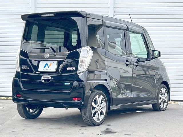 NISSAN DAYZ ROOX 2014