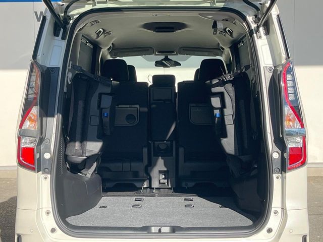 NISSAN SERENA  S-HYBRID 2020