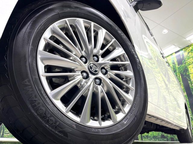 TOYOTA ALPHARD hybrid 4WD 2020