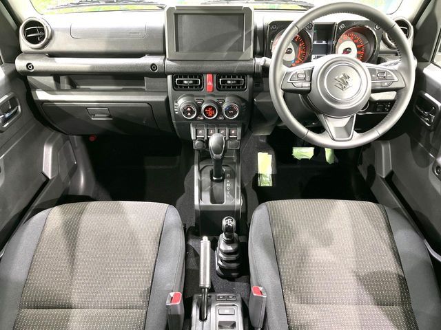 SUZUKI JIMNY NOMADE 2025