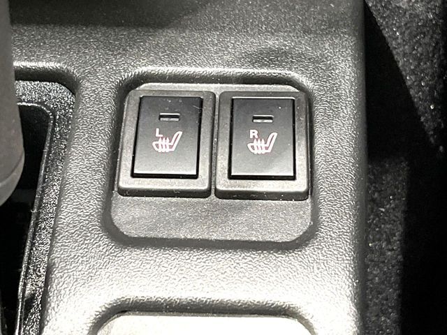 SUZUKI JIMNY NOMADE 2025