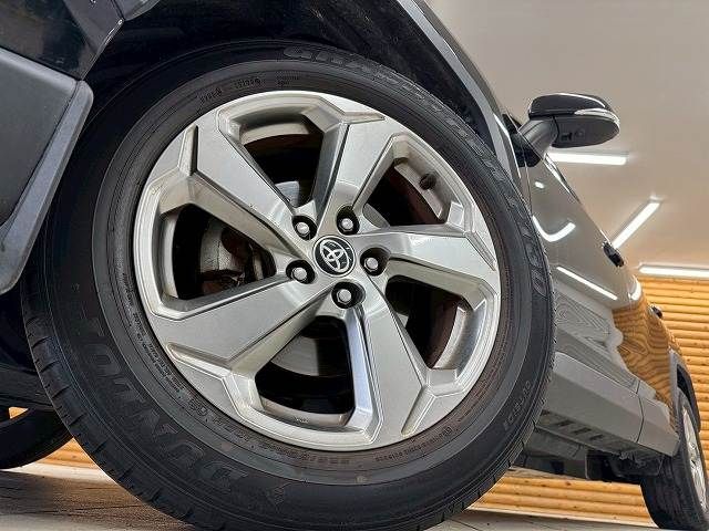 TOYOTA RAV4 4WD 2021