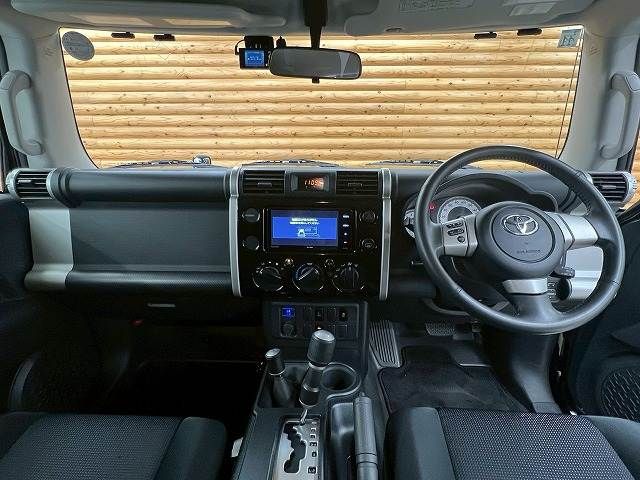 TOYOTA FJ CRUISER 4WD 2016