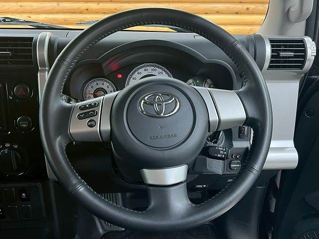 TOYOTA FJ CRUISER 4WD 2016