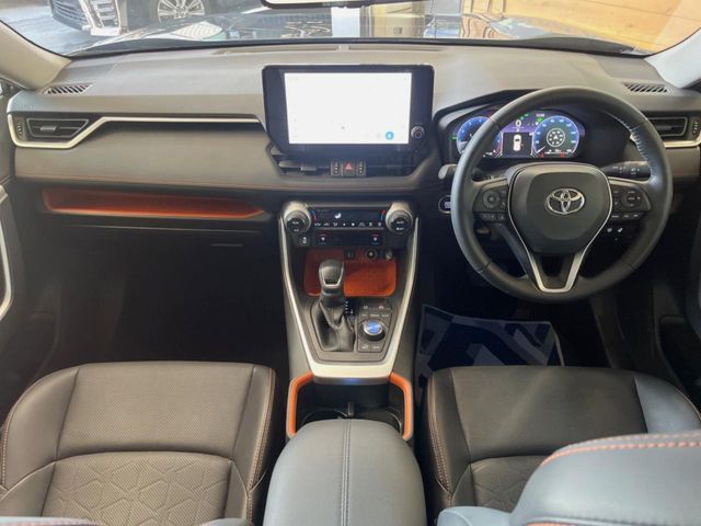 TOYOTA RAV4 4WD 2023