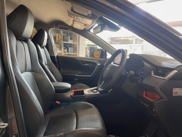 TOYOTA RAV4 4WD 2023