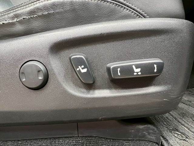 TOYOTA LANDCRUISER PRADO 2019