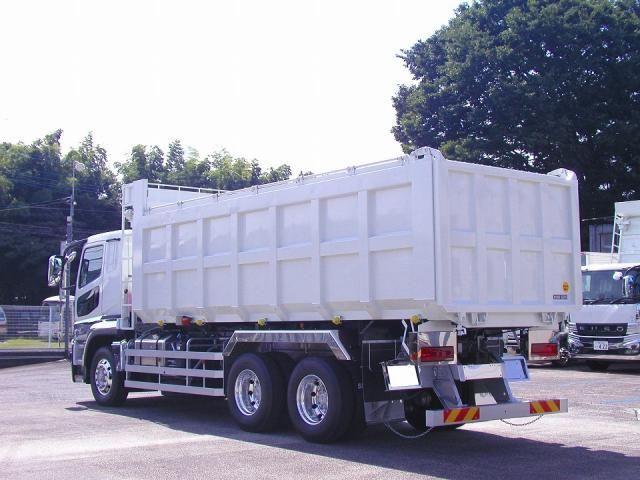 MITSUBISHI FUSOU SUPER GREAT 2025