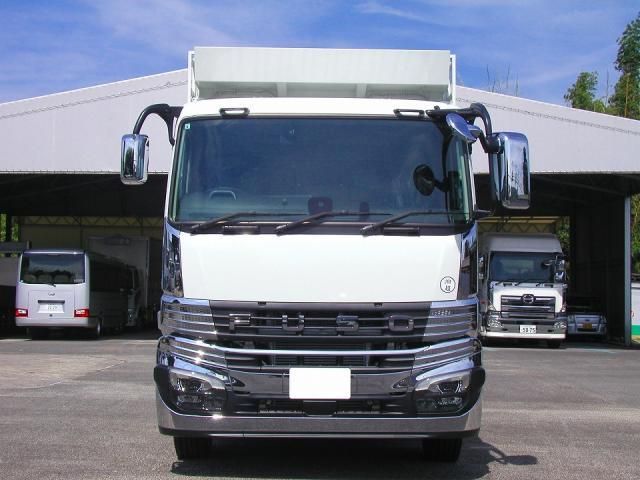 MITSUBISHI FUSOU SUPER GREAT 2025