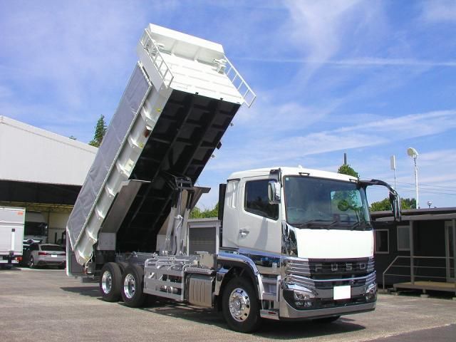 MITSUBISHI FUSOU SUPER GREAT 2025