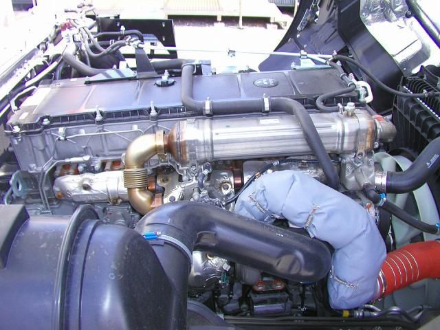 MITSUBISHI FUSOU SUPER GREAT 2025