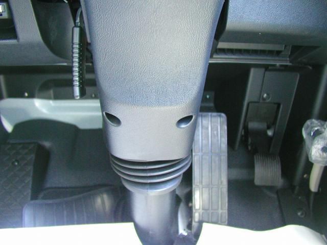 MITSUBISHI FUSOU SUPER GREAT 2025