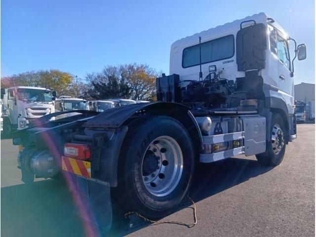 NISSAN DIESEL Quon 2021