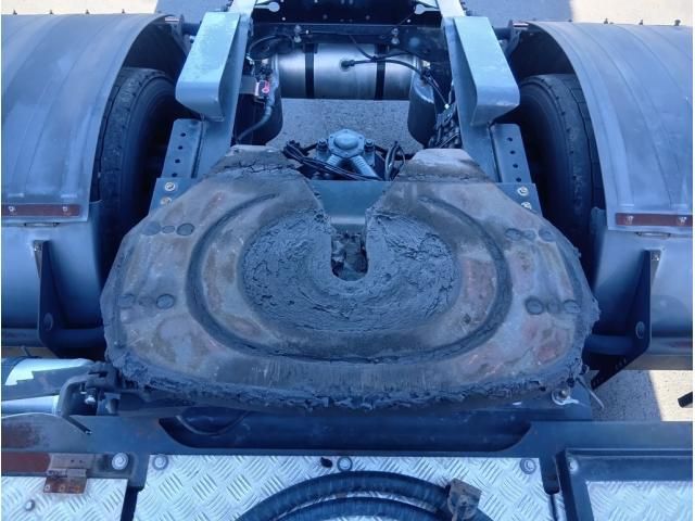 NISSAN DIESEL Quon 2021