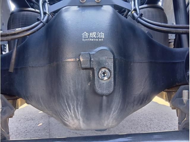 NISSAN DIESEL Quon 2021