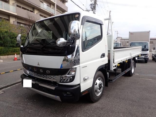 MITSUBISHI CANTER 2025