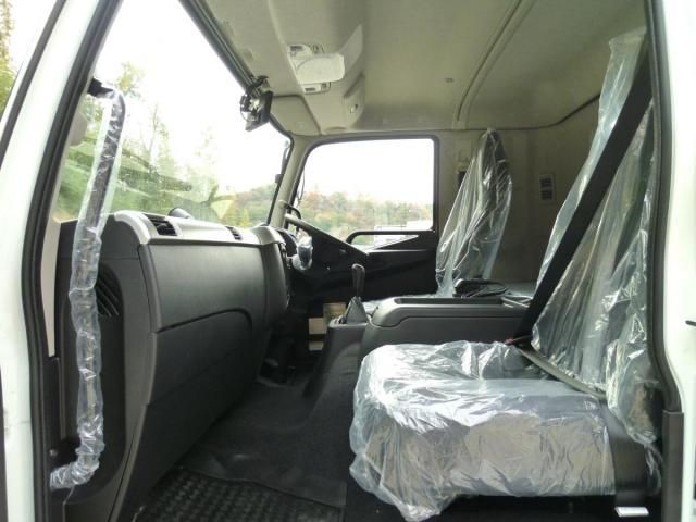 MITSUBISHI FUSOU FIGHTER 2025