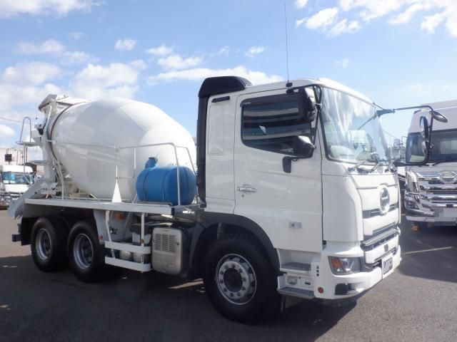 HINO PROFIA 2021